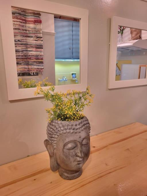 Viva La Frida Boho Apartment In Central Atene Esterno foto